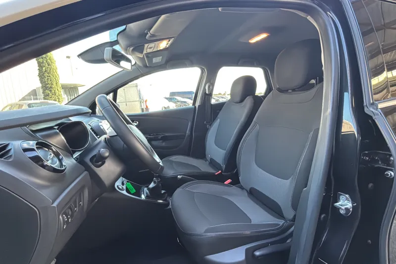 Image secondaire du véhicule 10