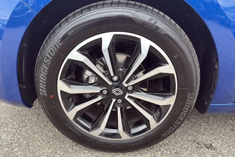 Image secondaire du véhicule 10