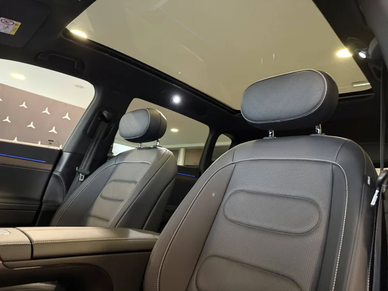 Image secondaire du véhicule 18