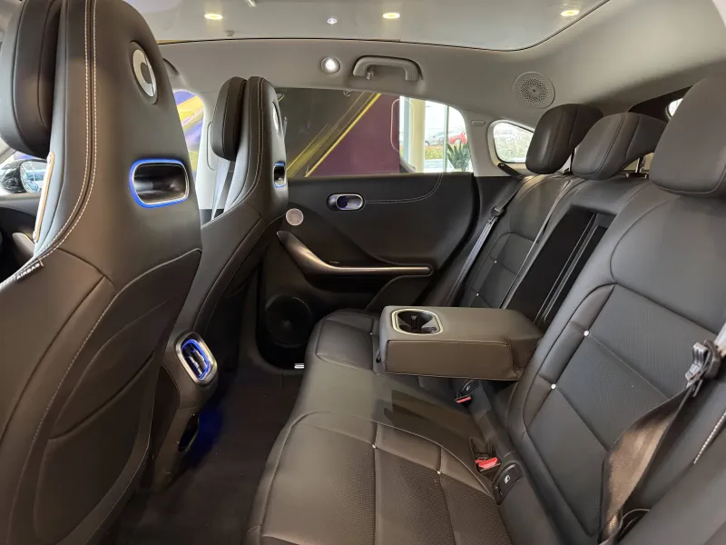 Image secondaire du véhicule 27