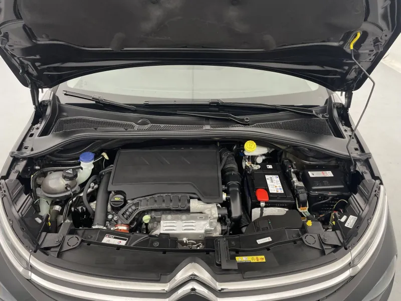 Image secondaire du véhicule 22