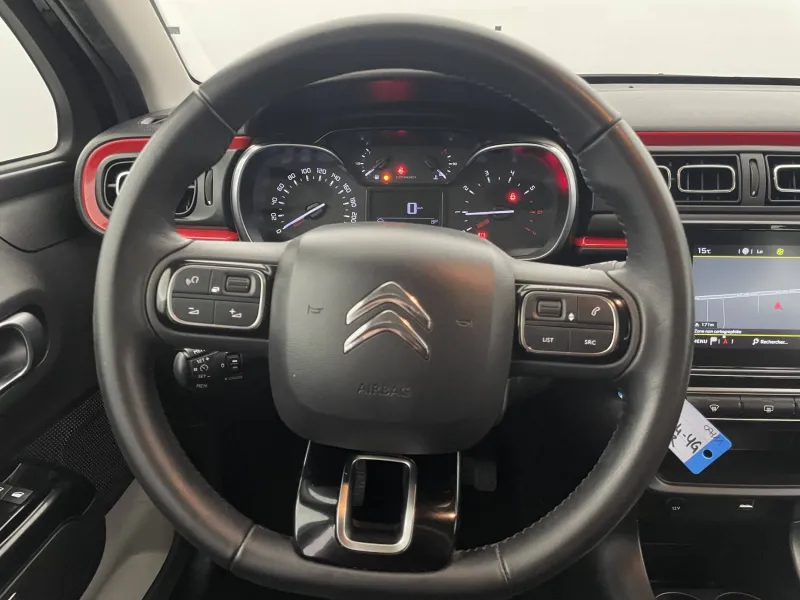 Image secondaire du véhicule 24