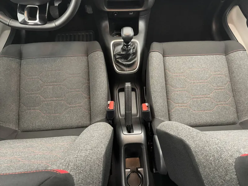 Image secondaire du véhicule 28