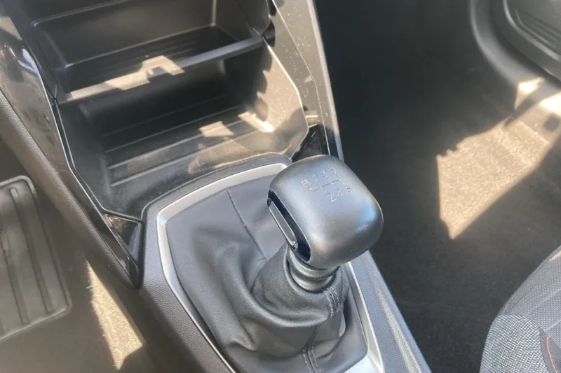 Image secondaire du véhicule 15