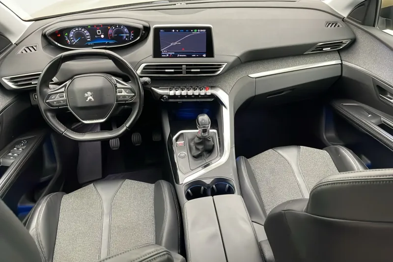 Image secondaire du véhicule 45