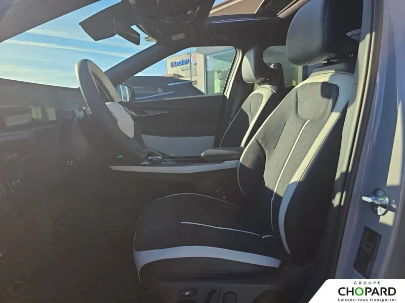 Image secondaire du véhicule 12