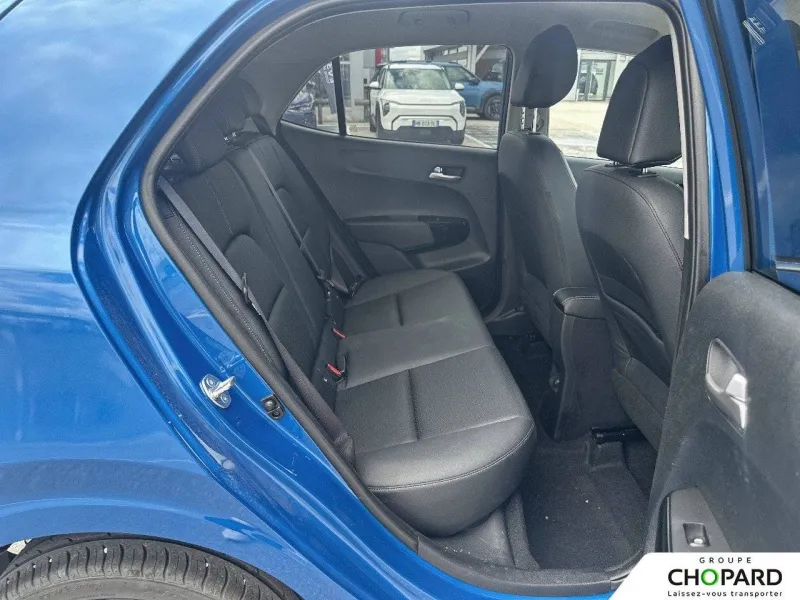 Image secondaire du véhicule 9