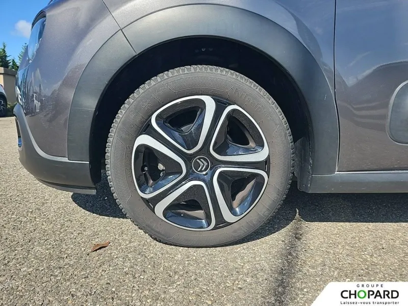 Image secondaire du véhicule 22