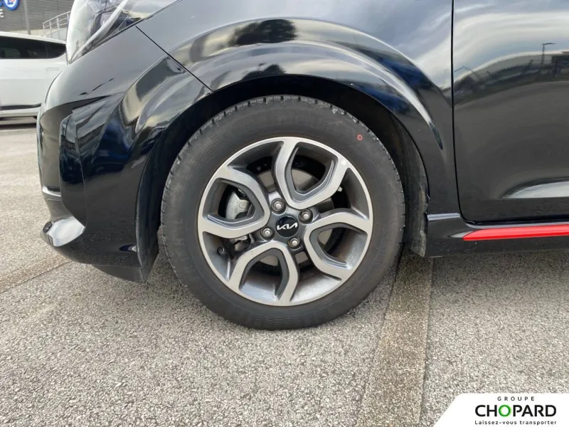 Image secondaire du véhicule 22