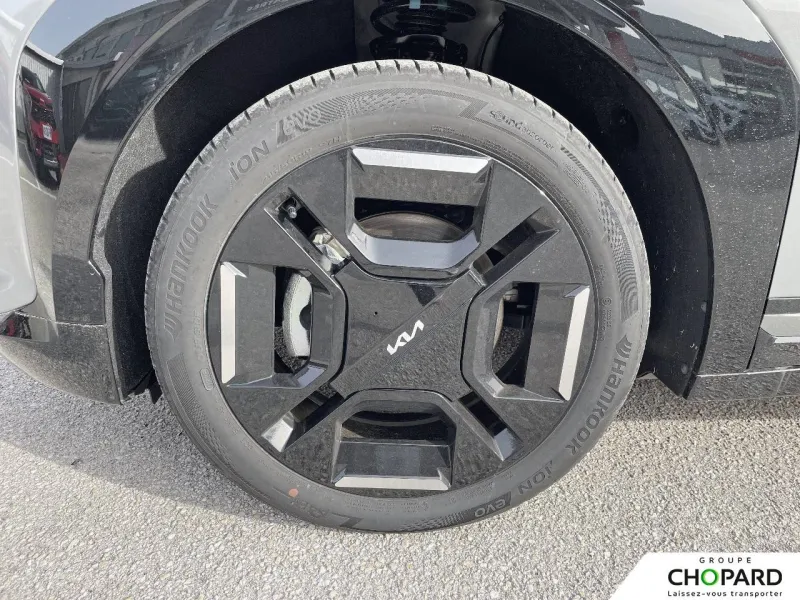 Image secondaire du véhicule 22