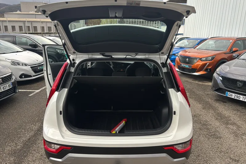 Image secondaire du véhicule 10