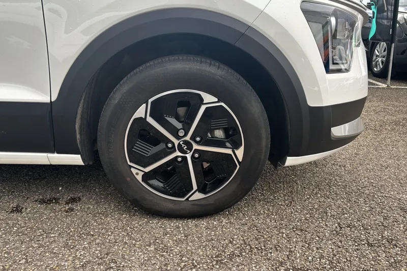 Image secondaire du véhicule 19