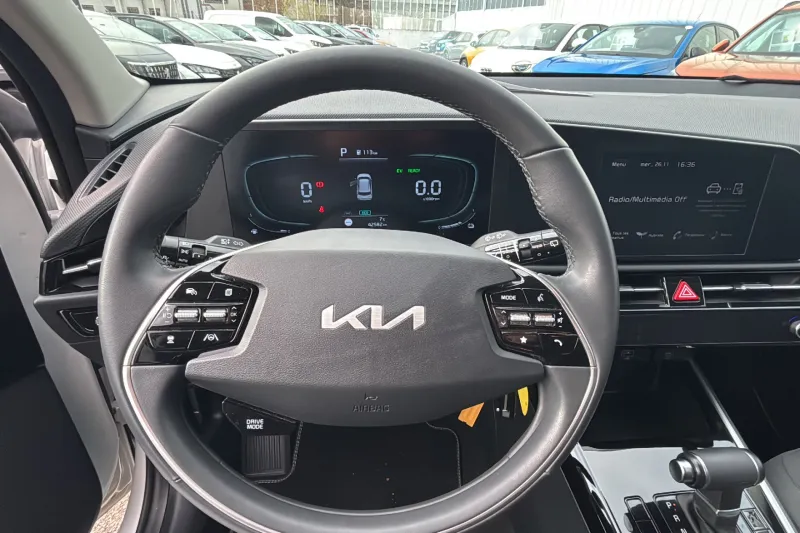 Image secondaire du véhicule 24