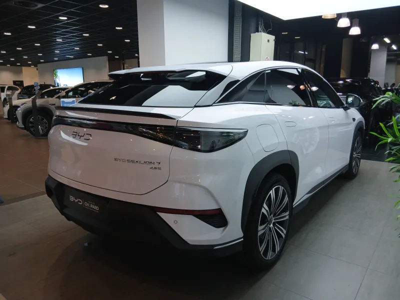 Image secondaire du véhicule 5