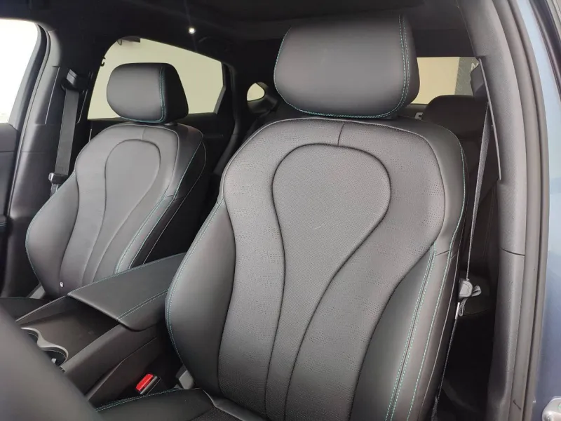 Image secondaire du véhicule 7