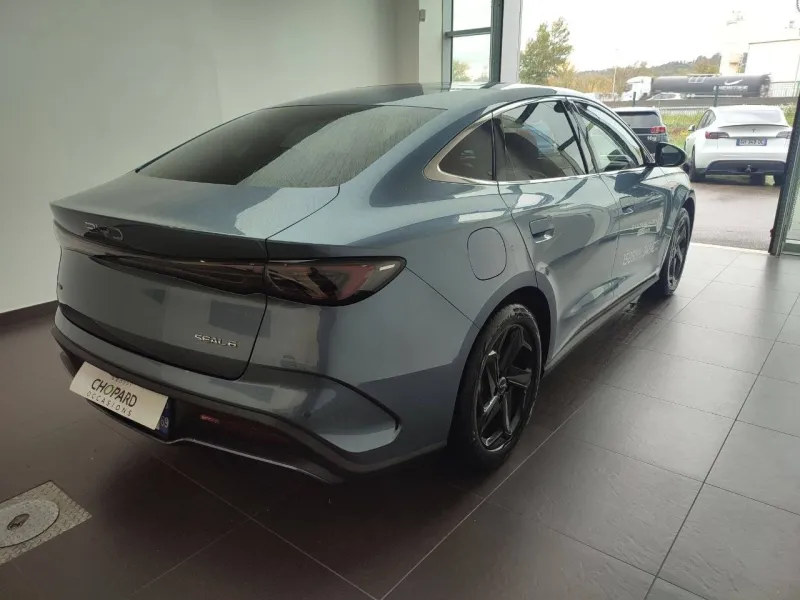 Image secondaire du véhicule 14