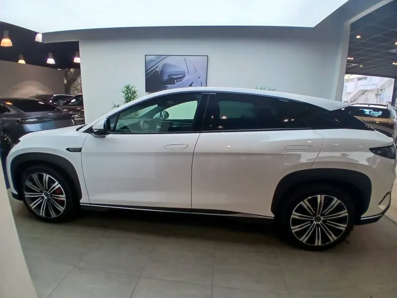 Image secondaire du véhicule 12