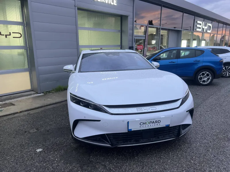 Image secondaire du véhicule 3