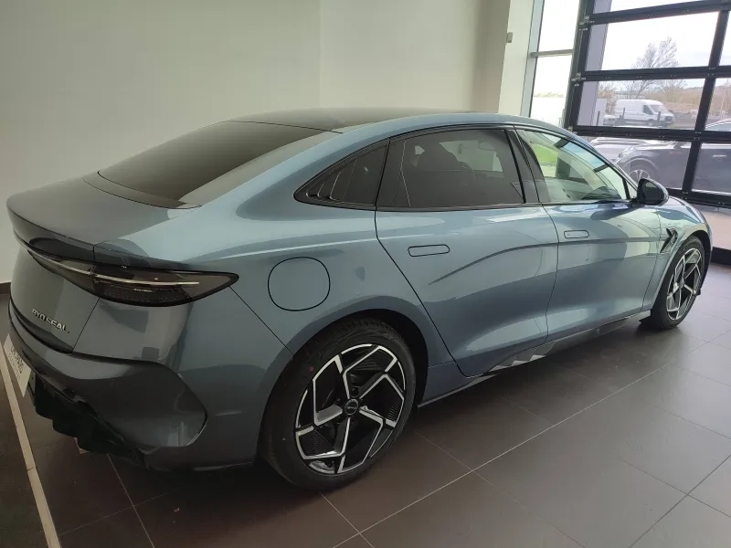 Image secondaire du véhicule 5