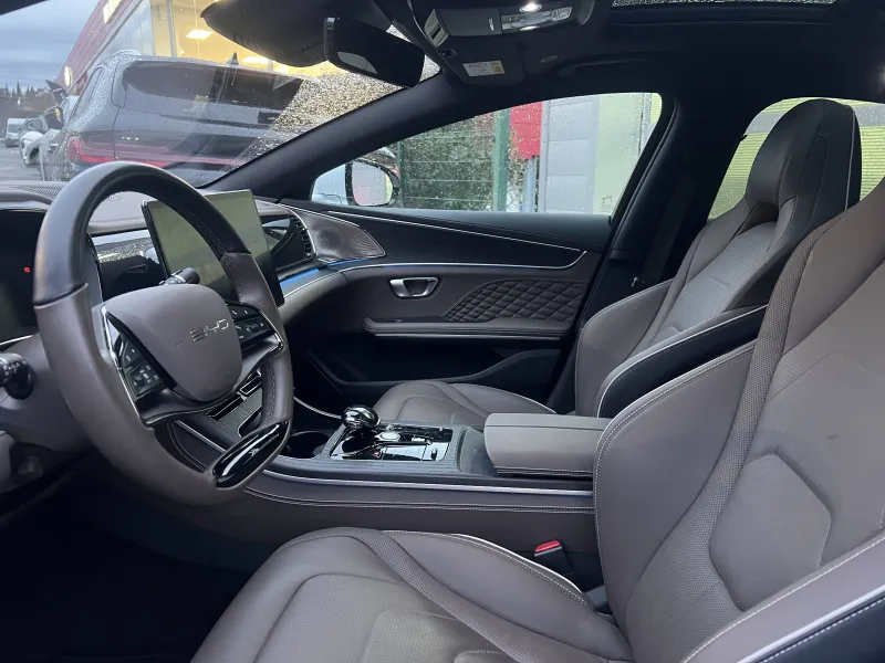 Image secondaire du véhicule 8