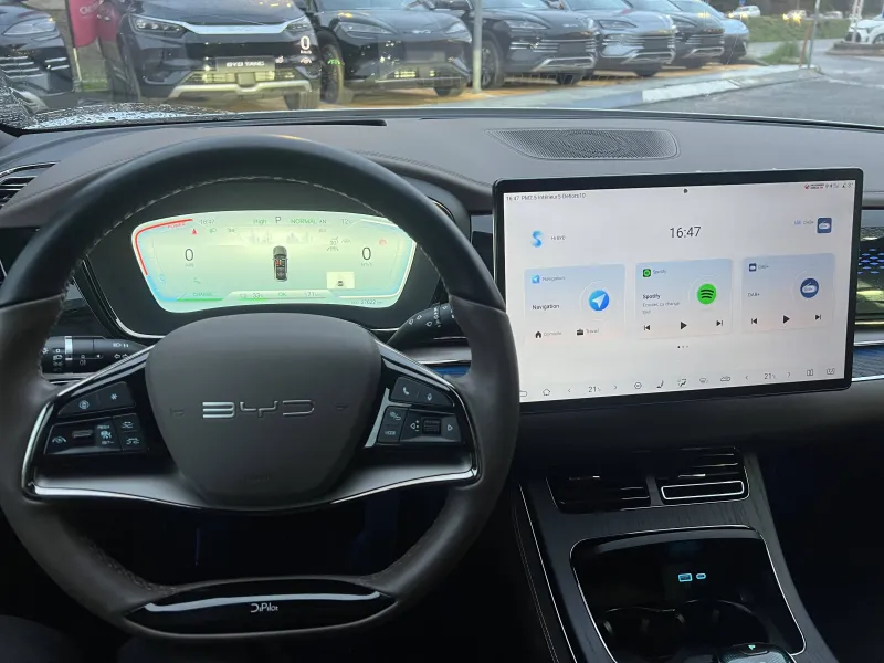 Image secondaire du véhicule 9