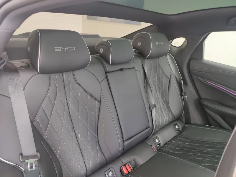 Image secondaire du véhicule 14