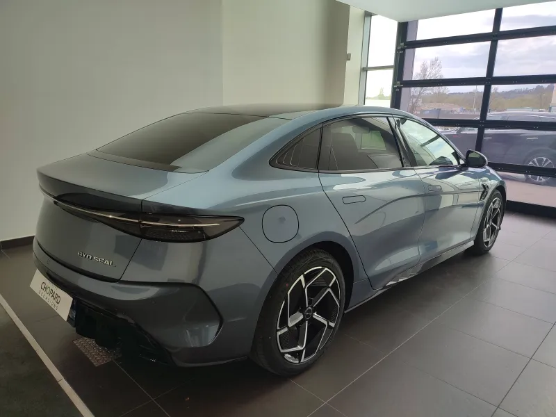 Image secondaire du véhicule 16