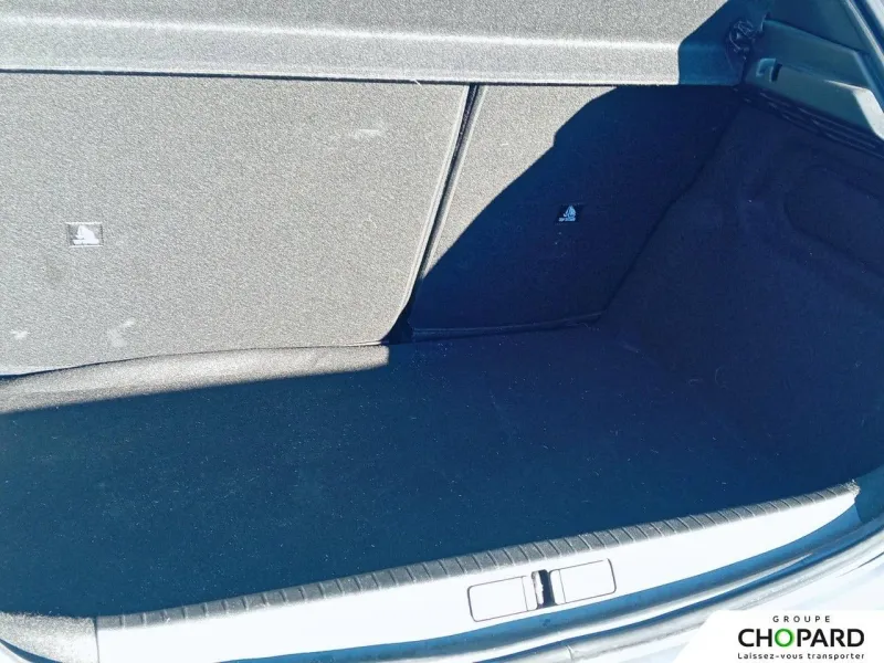 Image secondaire du véhicule 9