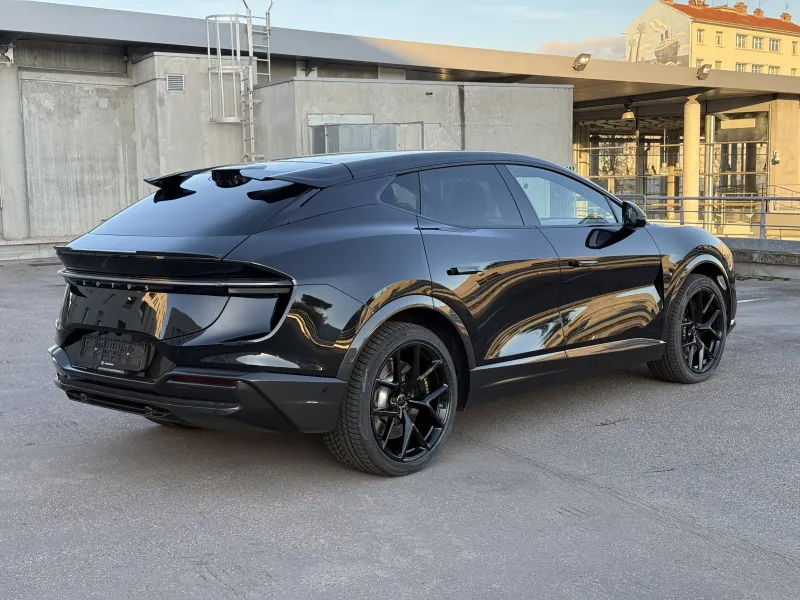 Image secondaire du véhicule 10