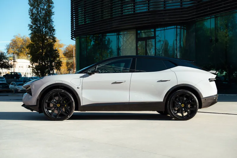 Image secondaire du véhicule 4