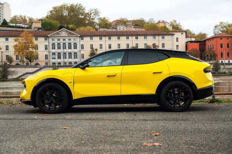 Image secondaire du véhicule 4