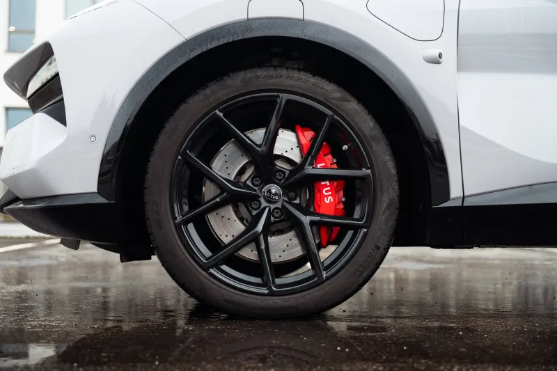 Image secondaire du véhicule 9