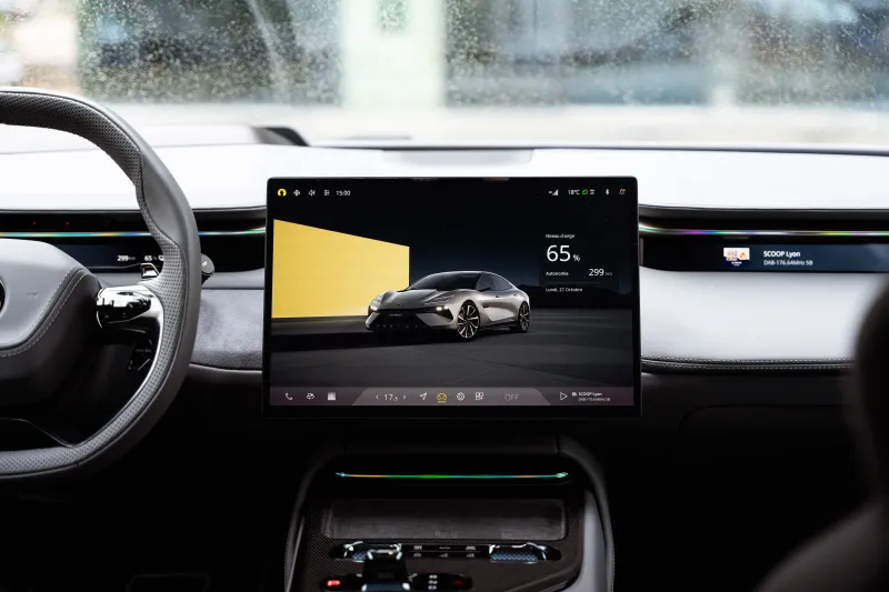 Image secondaire du véhicule 9