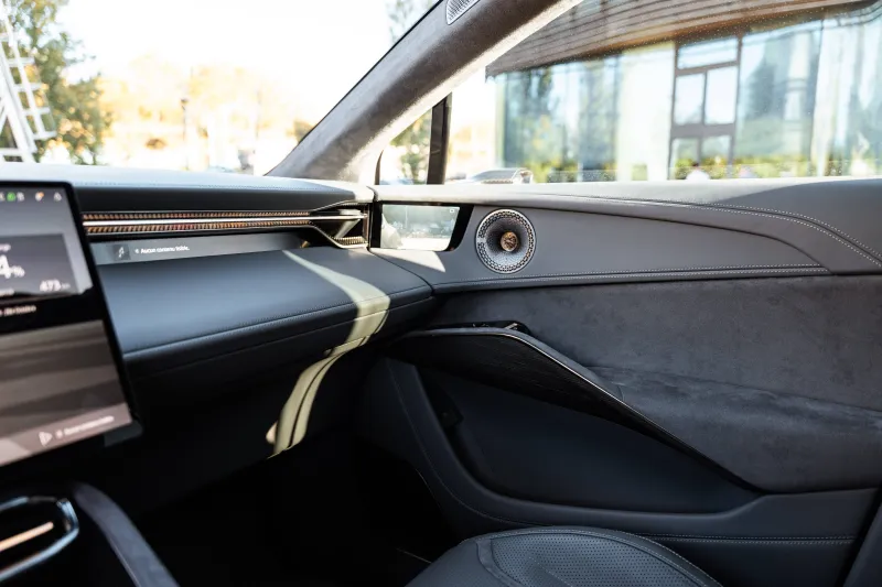 Image secondaire du véhicule 11