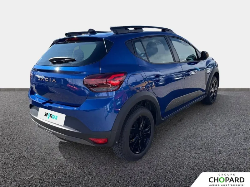 Image secondaire du véhicule 4