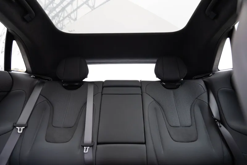 Image secondaire du véhicule 13