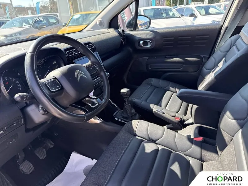 Image secondaire du véhicule 3