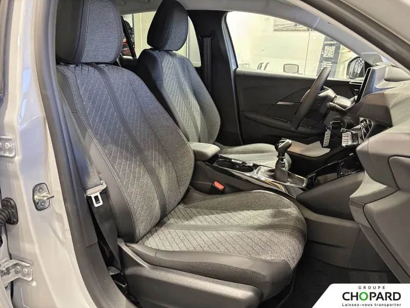 Image secondaire du véhicule 16