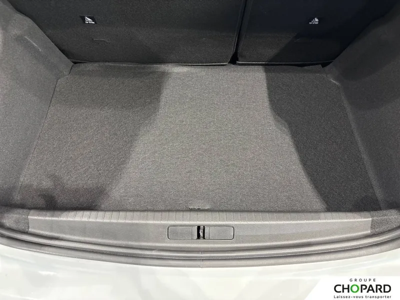 Image secondaire du véhicule 21