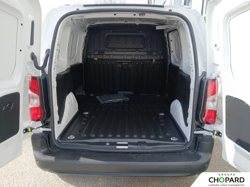 Image secondaire du véhicule 9