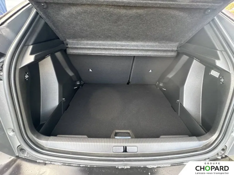 Image secondaire du véhicule 9