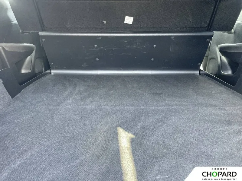 Image secondaire du véhicule 9