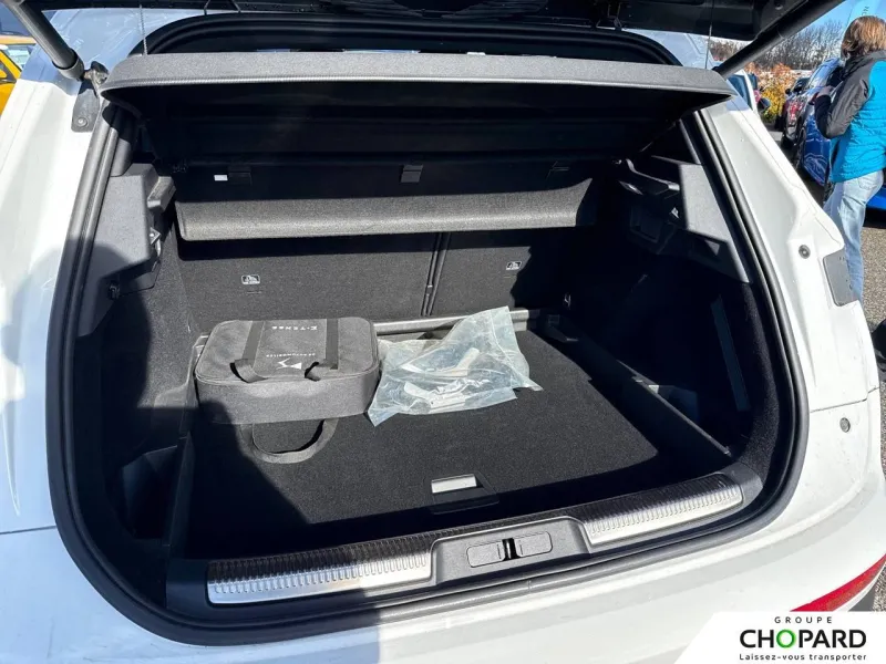 Image secondaire du véhicule 9