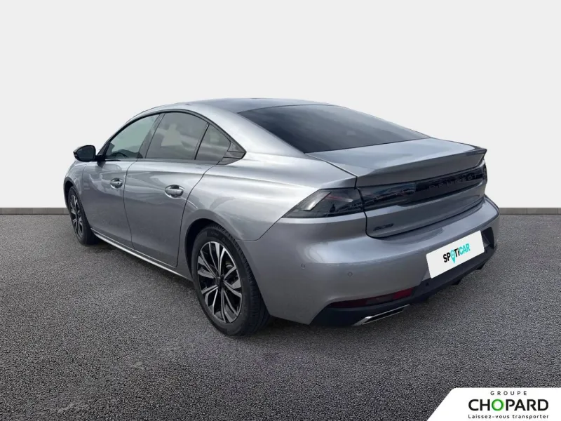 Image secondaire du véhicule 8