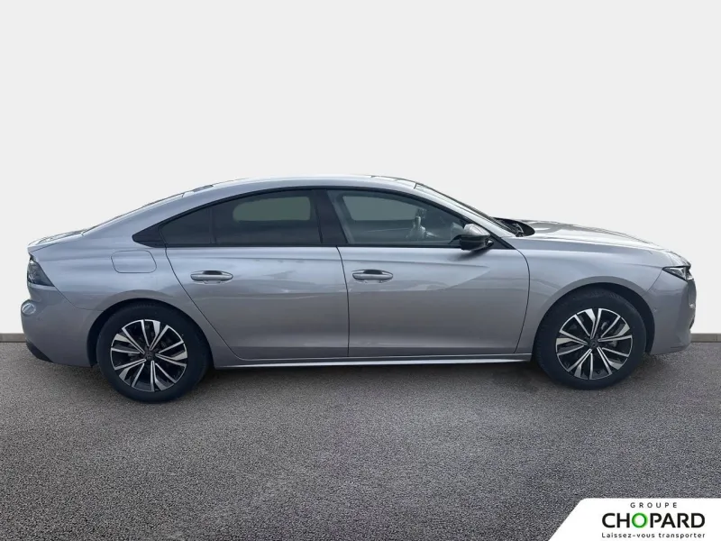 Image secondaire du véhicule 10