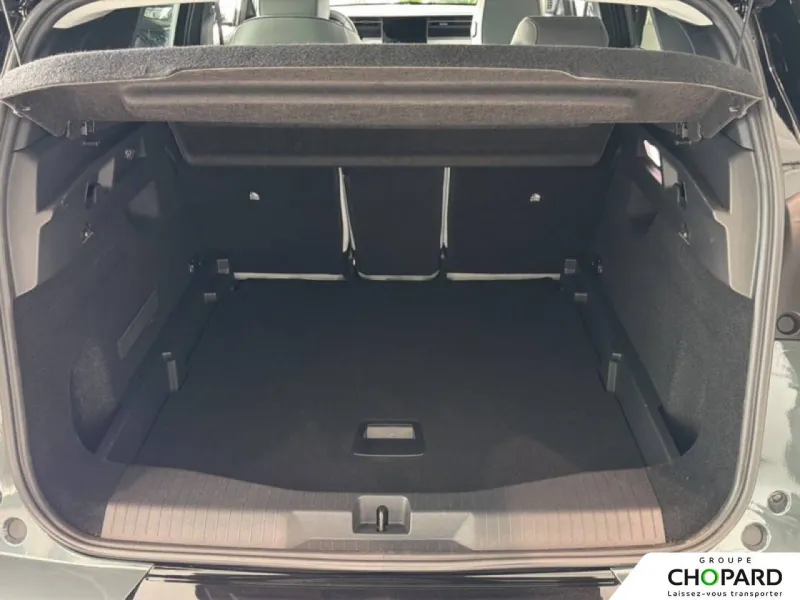 Image secondaire du véhicule 9