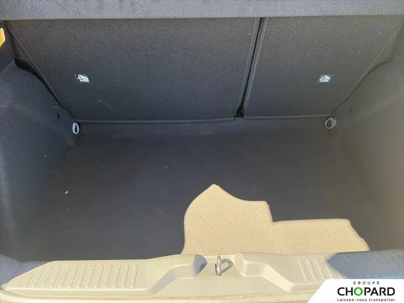 Image secondaire du véhicule 9