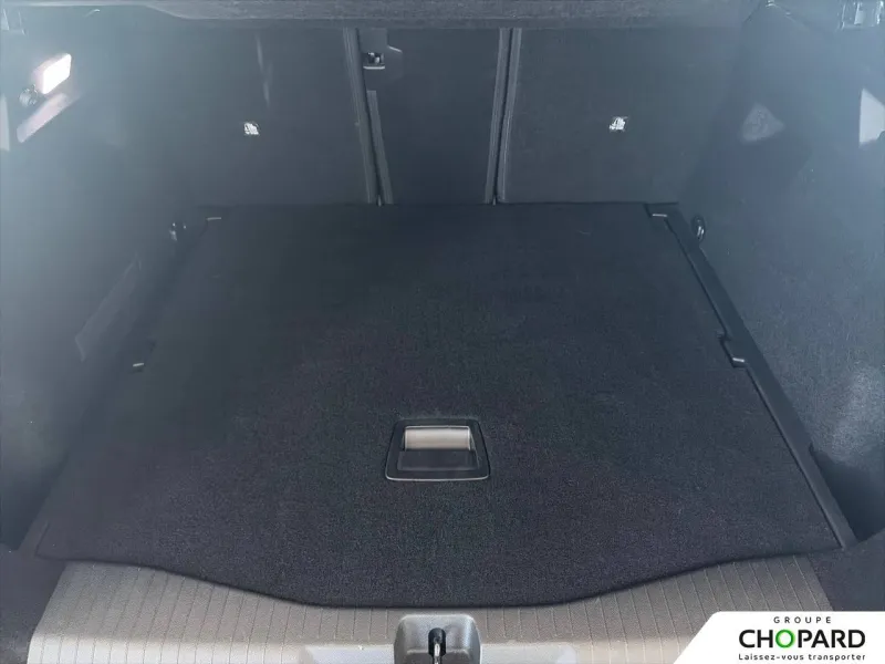 Image secondaire du véhicule 9