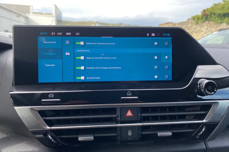 Image secondaire du véhicule 10