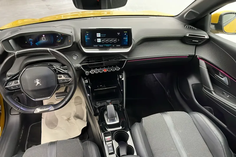 Image secondaire du véhicule 10